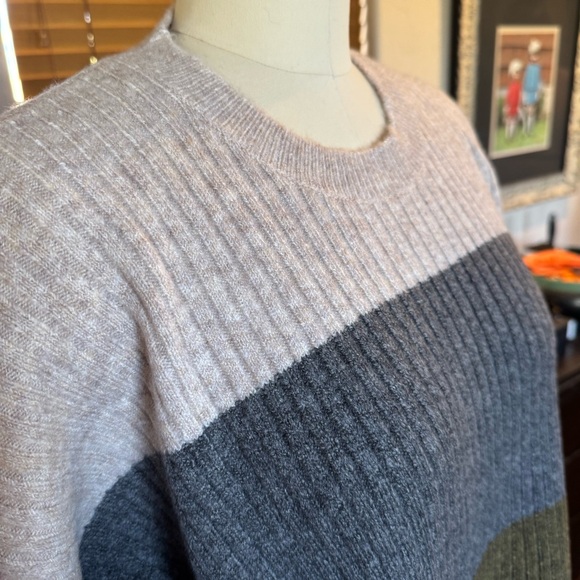 Colorblocked Madewell long sleeve sweater dress XXL - Picture 3 of 11